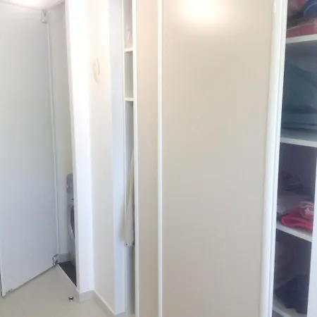 Apartment Route De La Pinede *