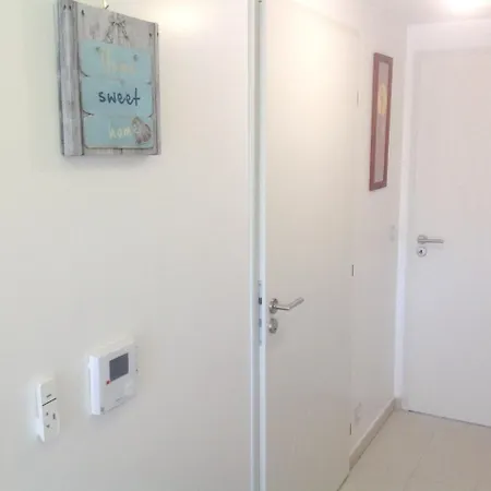 Route De La Pinede Apartment